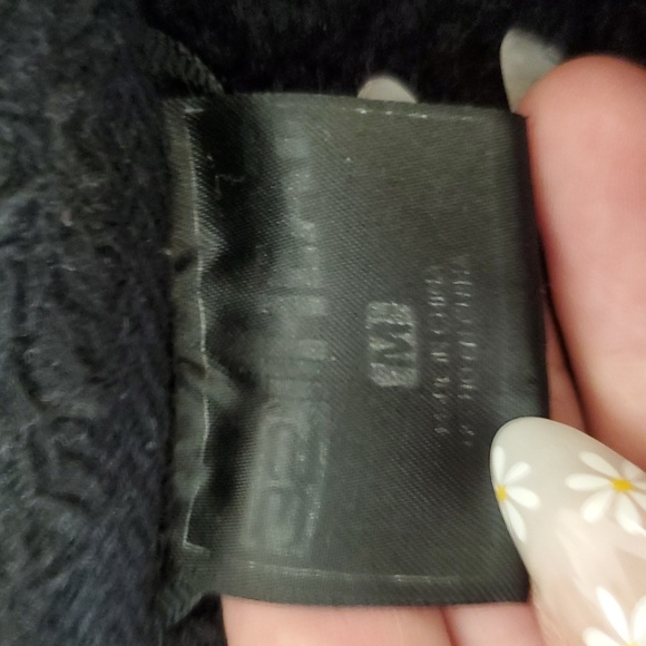 Black Fleece Jacket - Picture 2 of 7